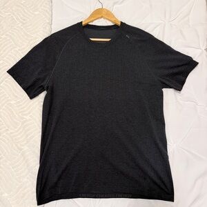 Men's Metal Vent Tech T-Shirt - M